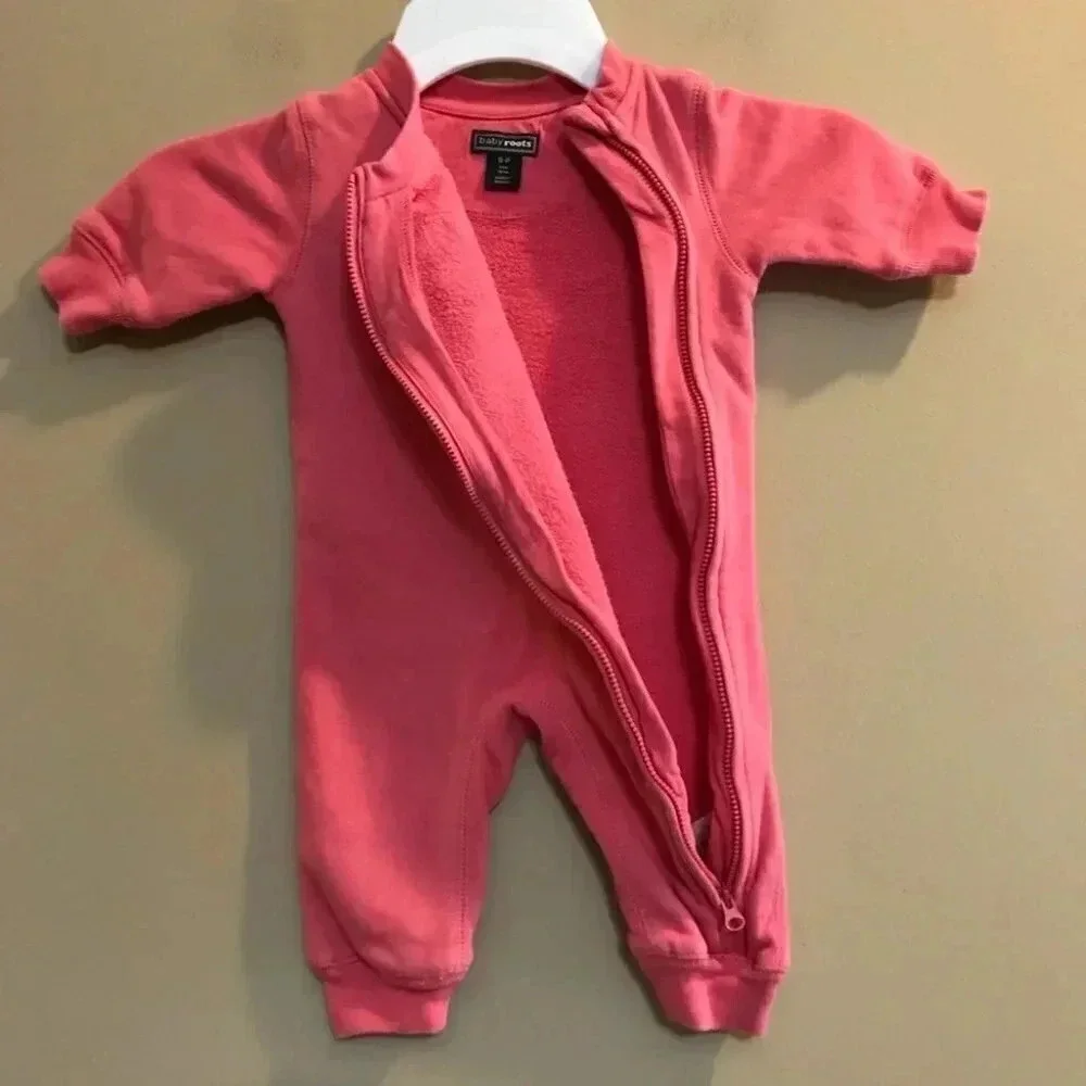 ROOTS Canada Baby Infant Pink Fleece Sweater Zip One Piece Sz 3 - 6 Months S